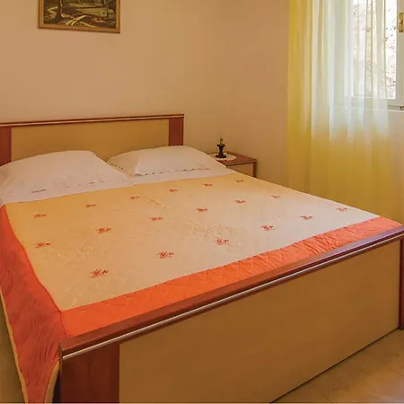 Сasa de vacaciones Lovely In Postup With Kitchen